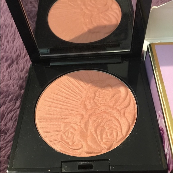 New Pat McGrath Labs Divine Powder Blush (Nude Venus) - Picture 7 of 8